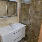 Apartamentai šalia Baseino Aparthotel Palanga