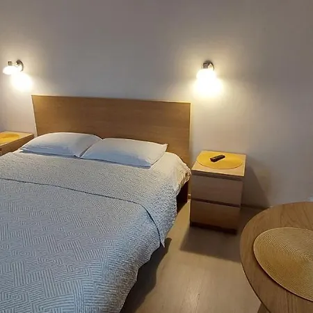 Apartamentai Salia Baseino