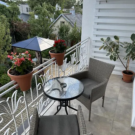 アパートホテル Apartamentai Salia Baseino