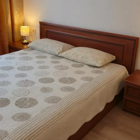 Apartamentai Salia Baseino