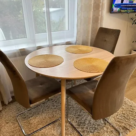 Apartamentai Salia Baseino