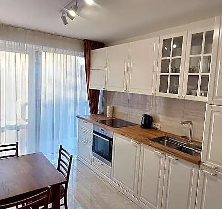 Apartamentai Salia Baseino