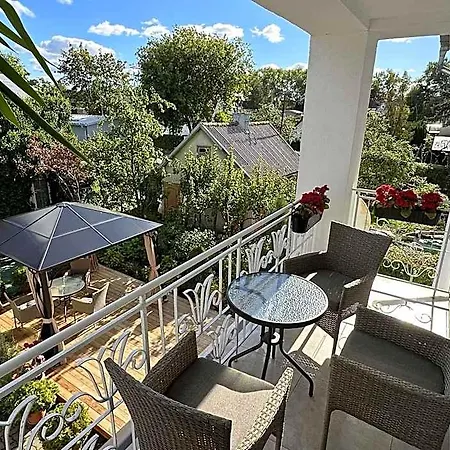 Apartamentai Salia Baseino 아파트호텔 팔랑가