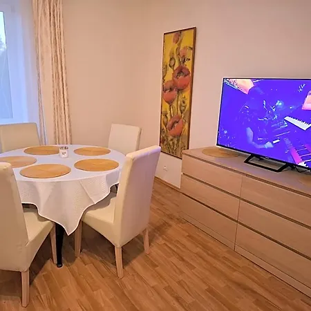 Apartamentai Salia Baseino
