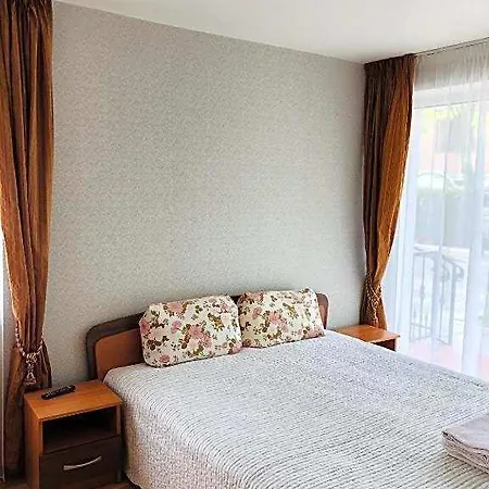 Apartamentai Salia Baseino