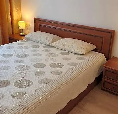 Apartamentai Salia Baseino 3*