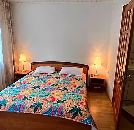 Apartamentai Salia Baseino 아파트호텔 3*